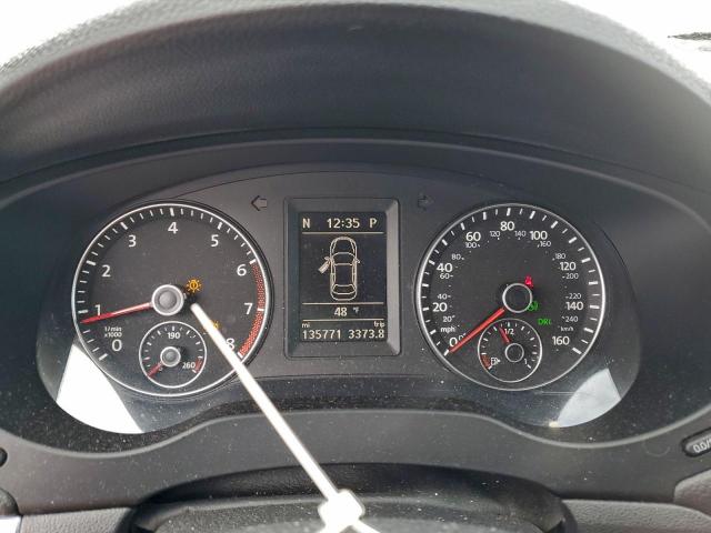 Volkswagen Jetta Gli Image 11