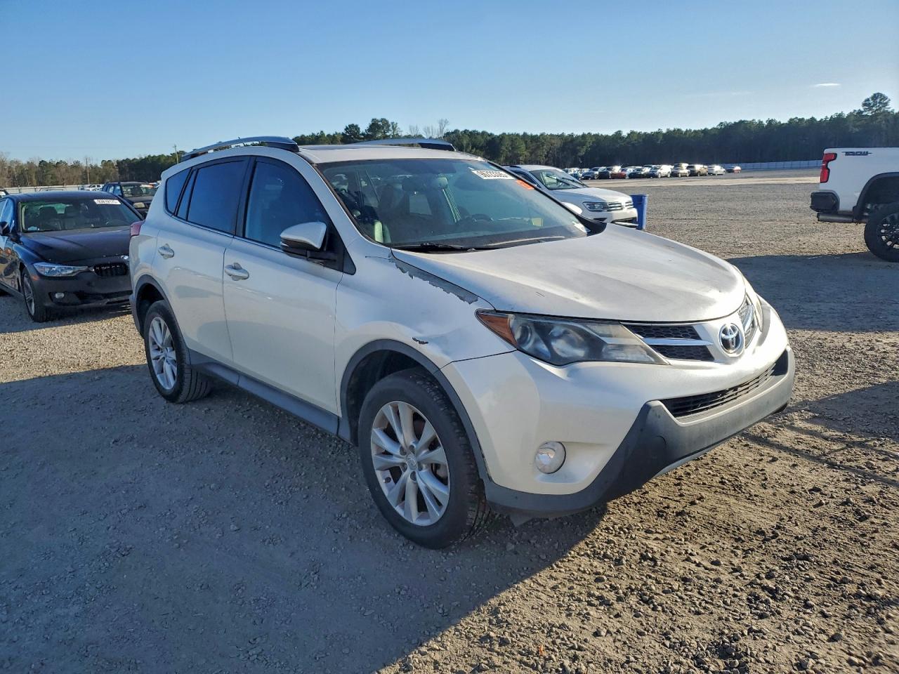 Toyota RAV4 Limited Image 5