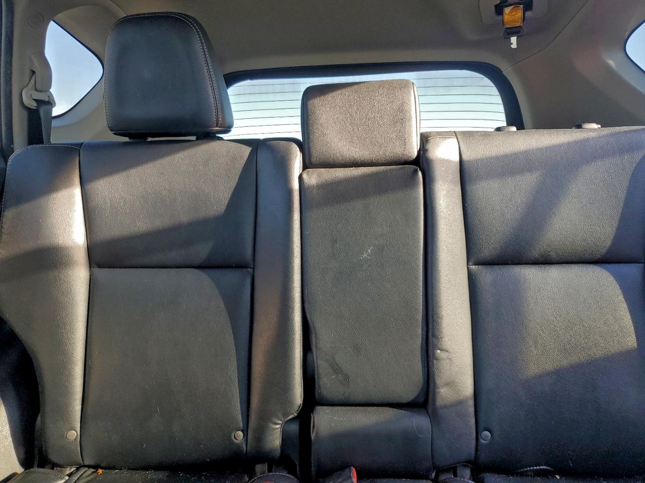 Toyota RAV4 Limited Image 6