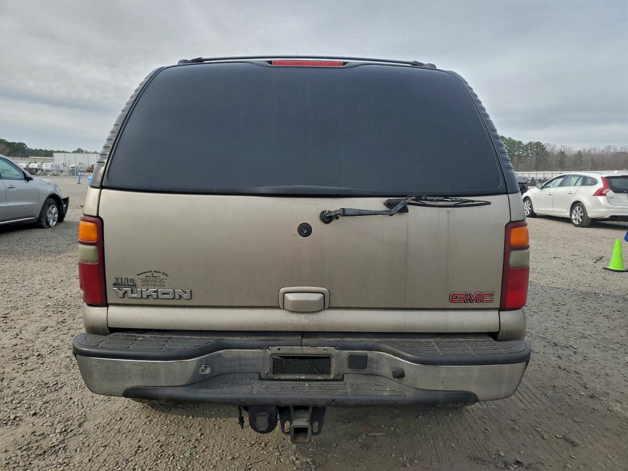 GMC Yukon Image 5