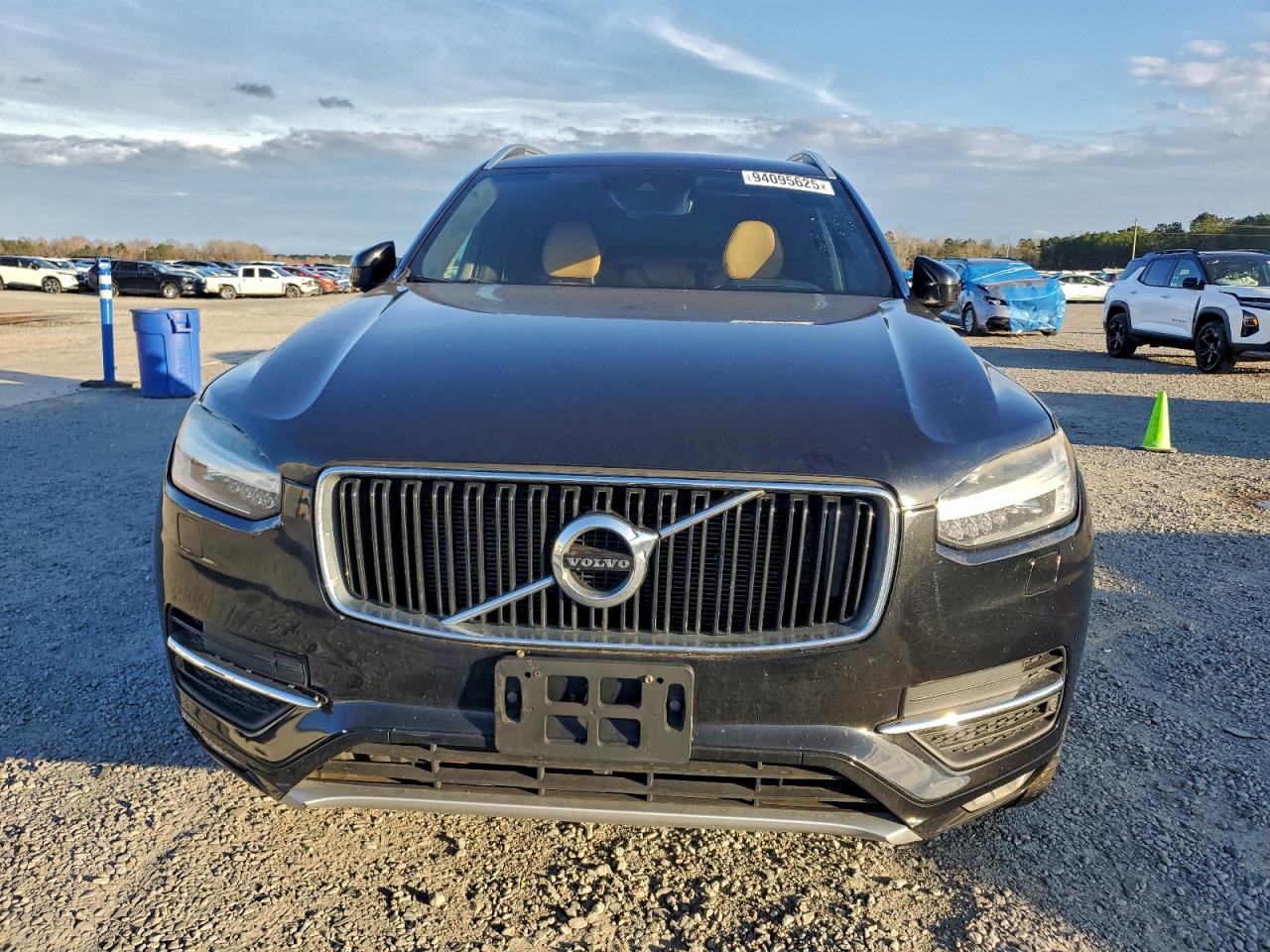 Volvo XC90 T6 Image 6
