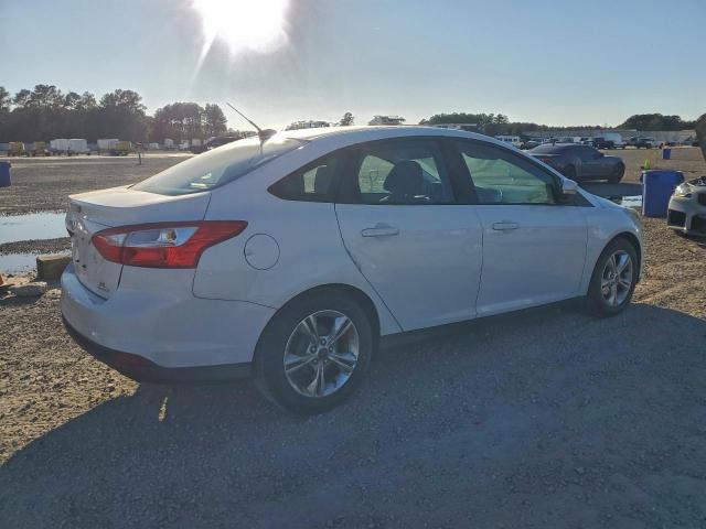 Ford Focus Se Image 9