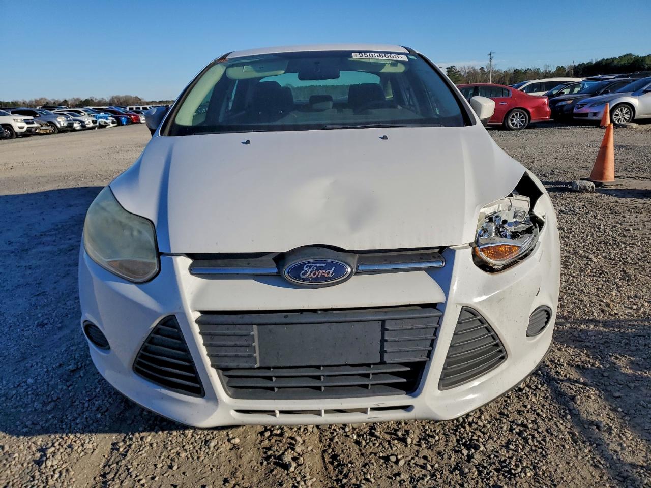 Ford Focus Se Image 11