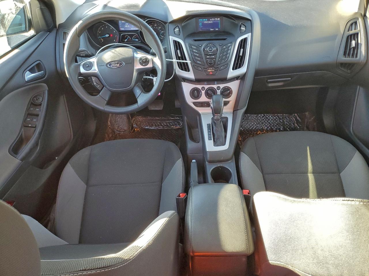 Ford Focus Se Image 2