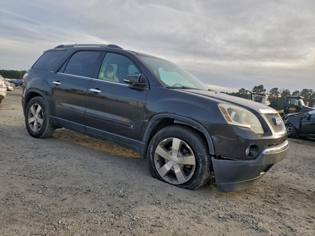 GMC Acadia Slt-1 Image 2
