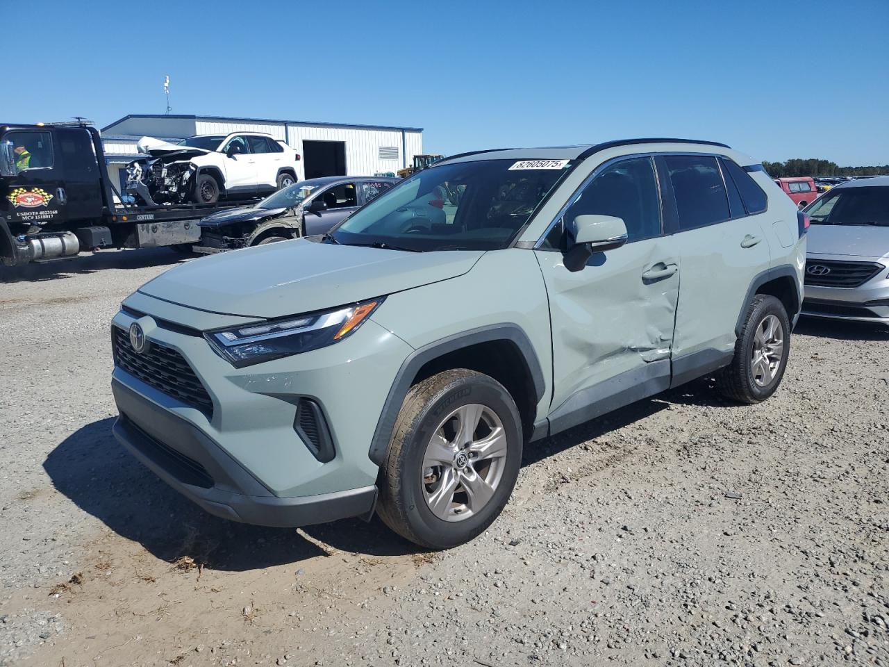 Toyota RAV4 Xle Image 1