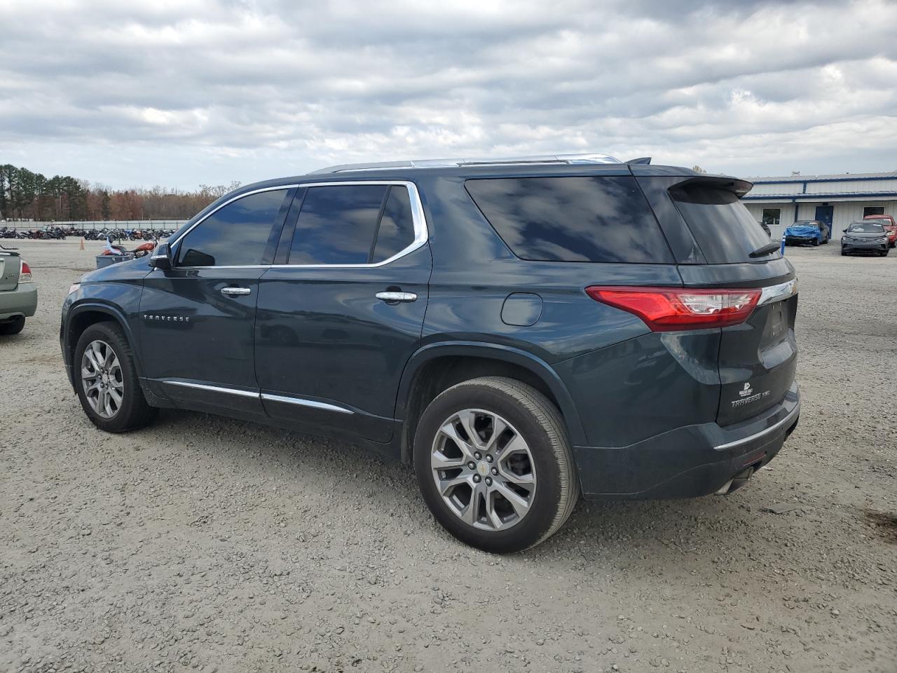 Chevrolet Traverse Premier Image 2