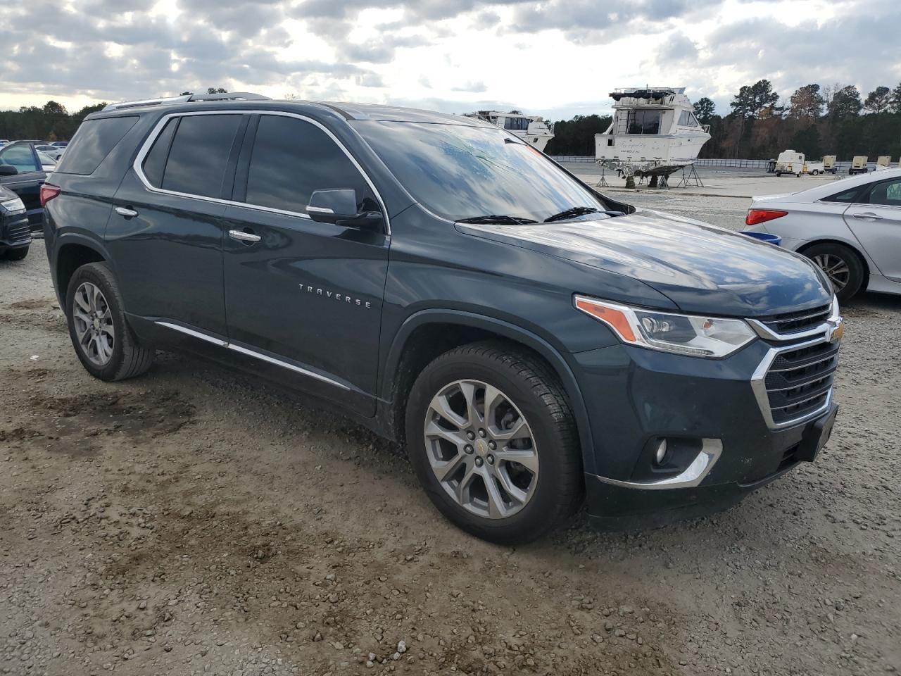 Chevrolet Traverse Premier Image 7