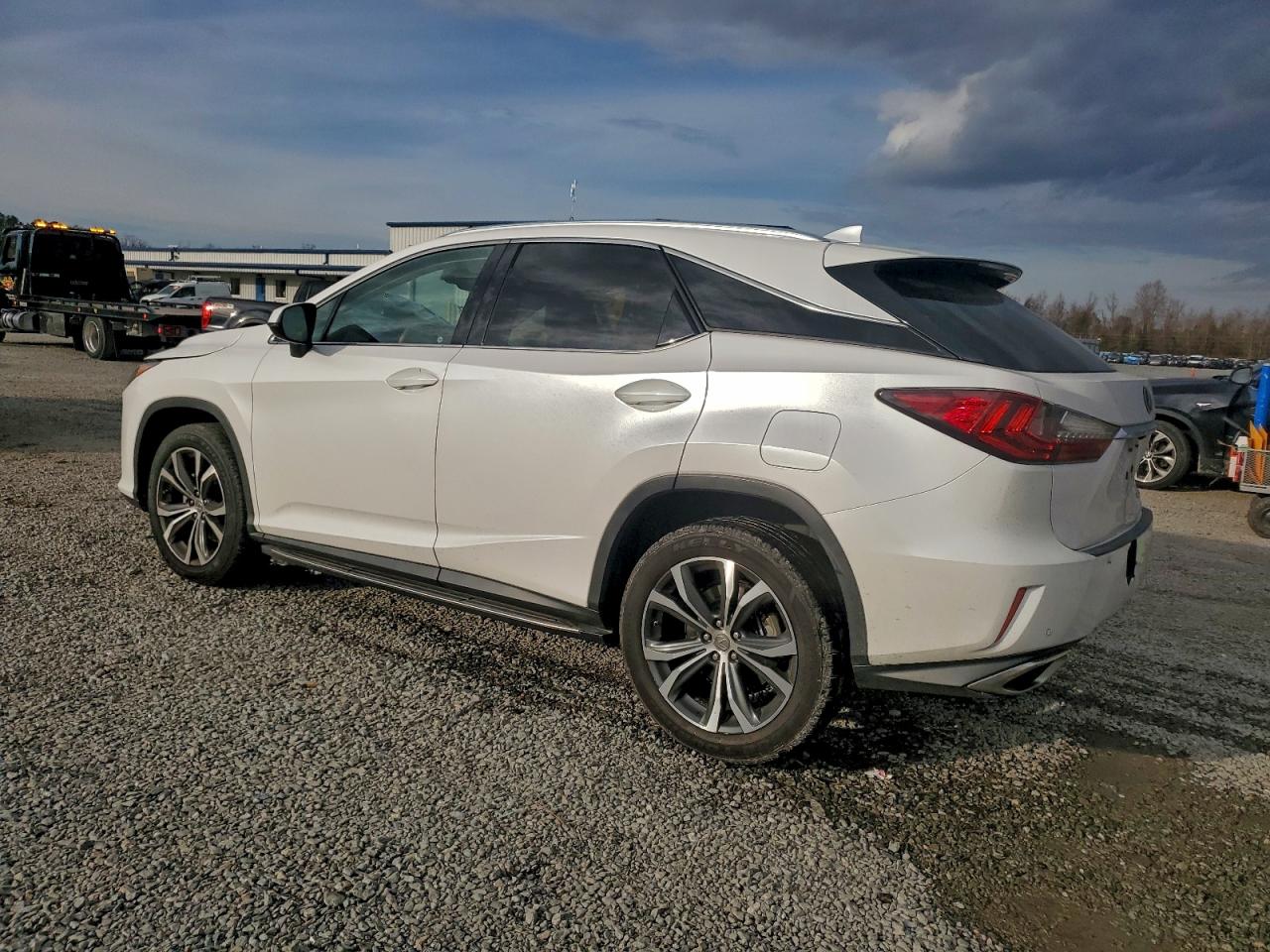 Lexus RX 350 Base Image 4