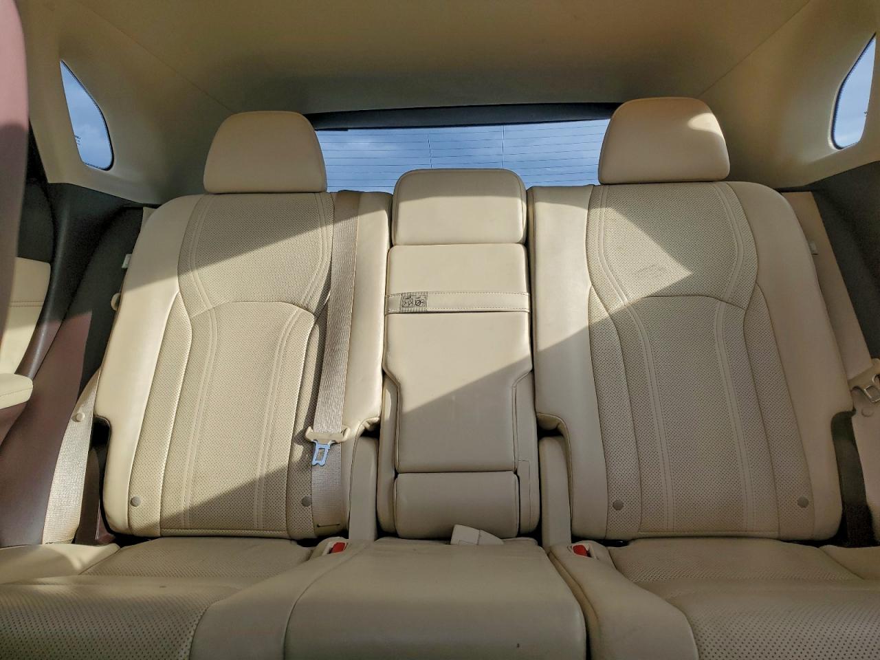 Lexus RX 350 Base Image 10