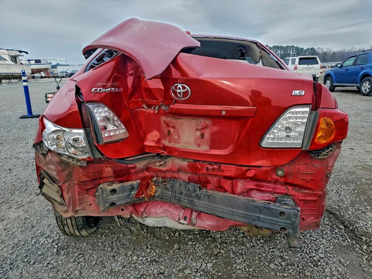 Toyota Corolla Base Image 2