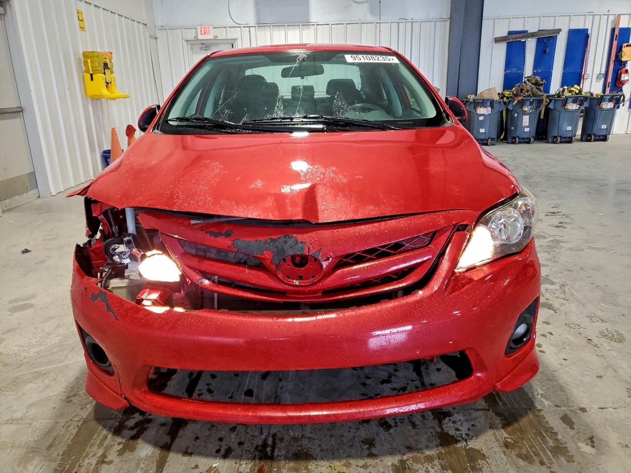 Toyota Corolla Base Image 8