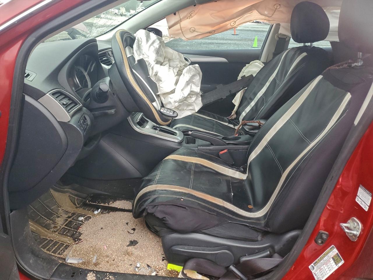 Nissan Sentra S Image 10