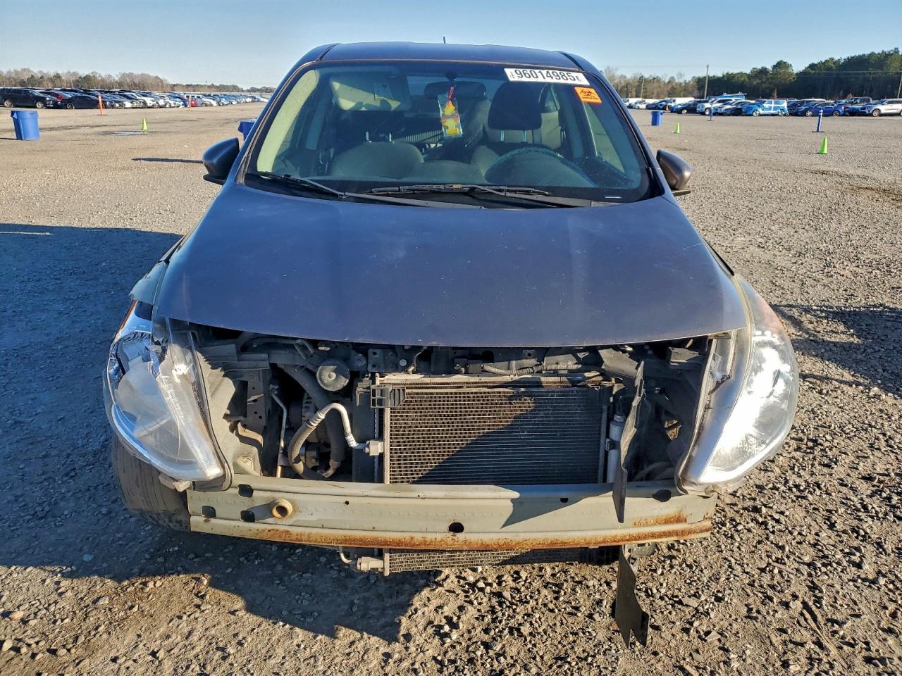 Nissan Versa S Image 5