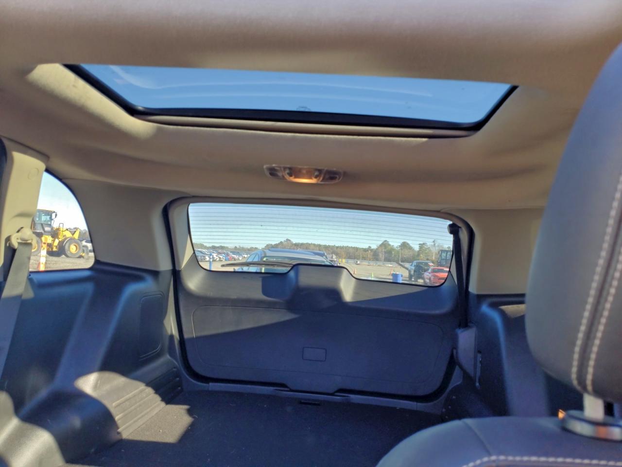 Ford Edge Limited Image 13