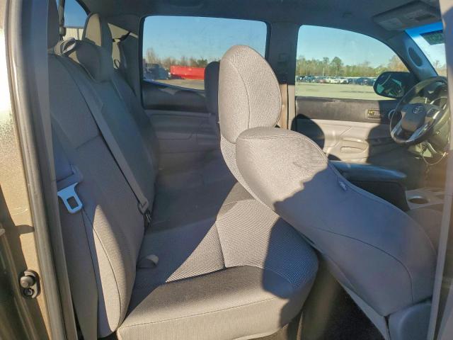 Toyota Tacoma Double Cab Prerunner Image 7