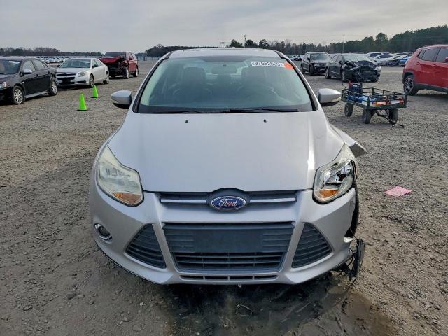 Ford Focus Se Image 10