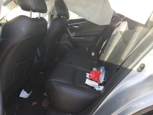 Toyota RAV4 Xle Image 4