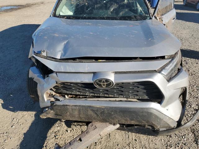 Toyota RAV4 Xle Image 6