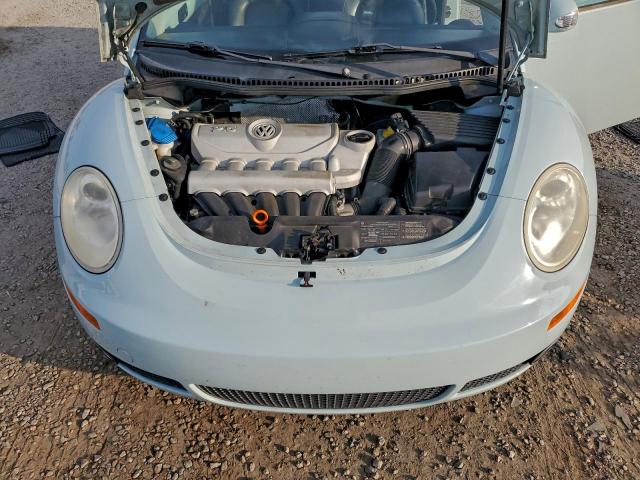 Volkswagen Beetle Image 10