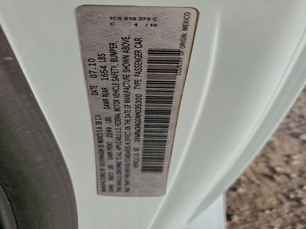 Volkswagen Beetle Image 9