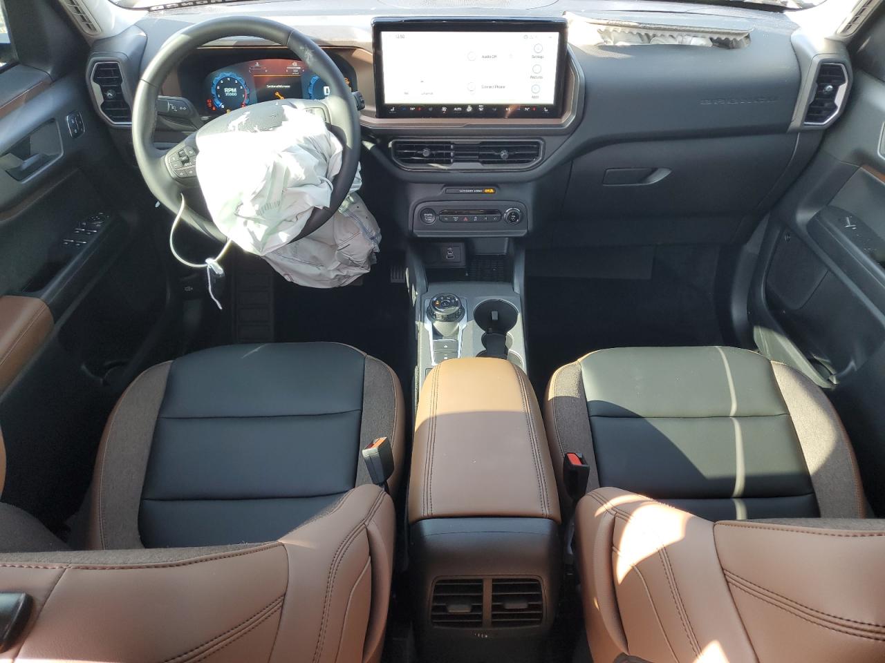 Ford Bronco Outer Banks Image 8