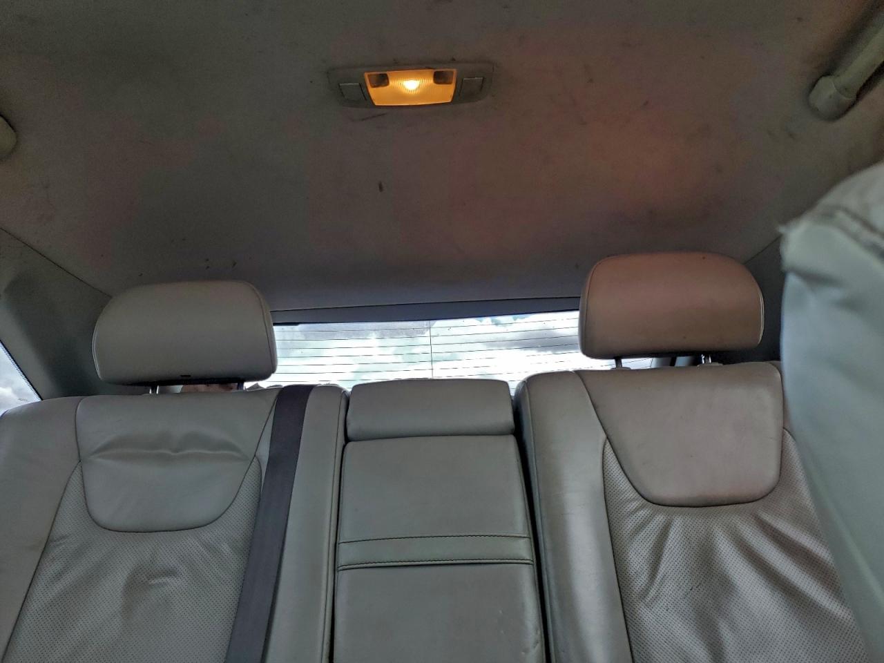 Lexus RX 350 Image 10