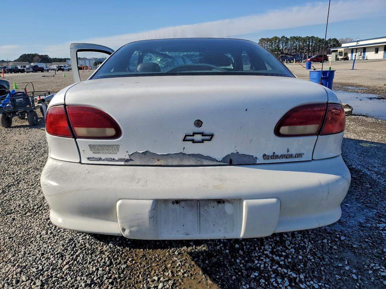 Chevrolet Cavalier Base Image 12