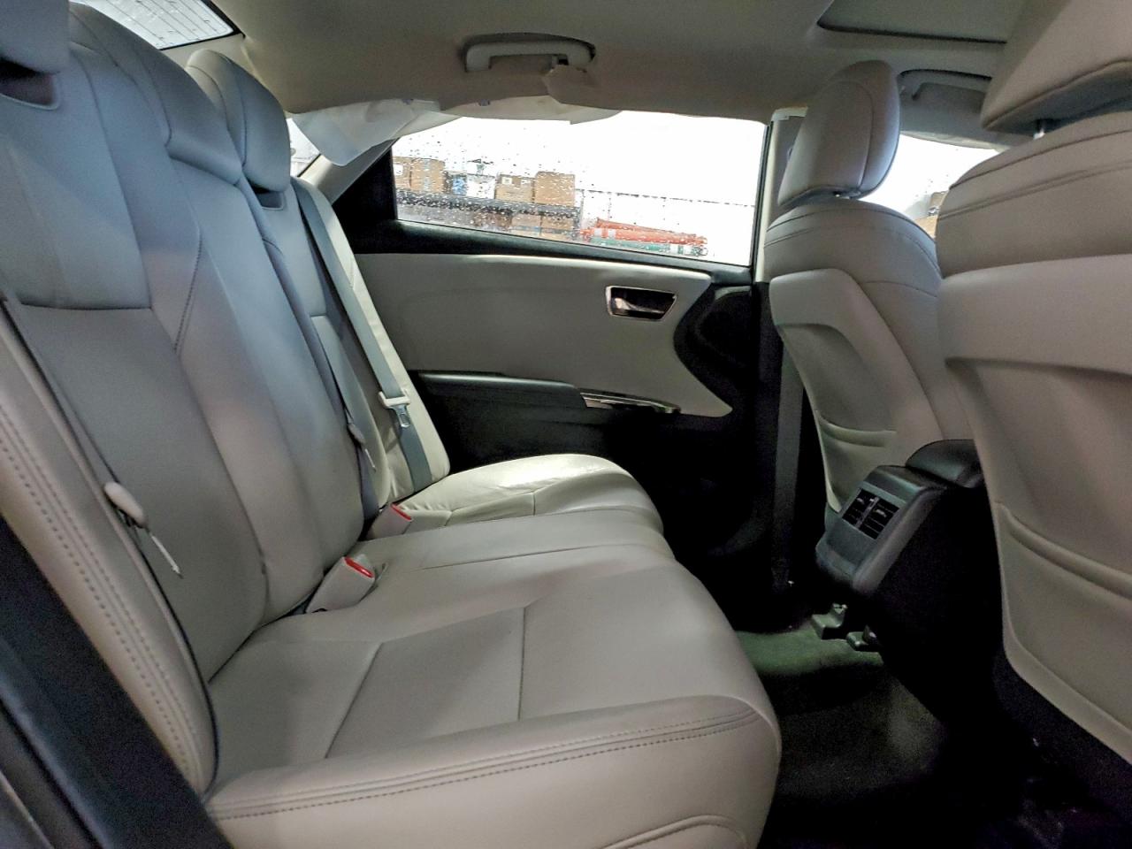 Toyota Avalon Xle Image 11