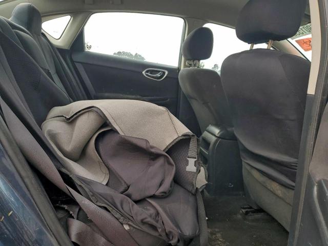 Nissan Sentra S Image 10