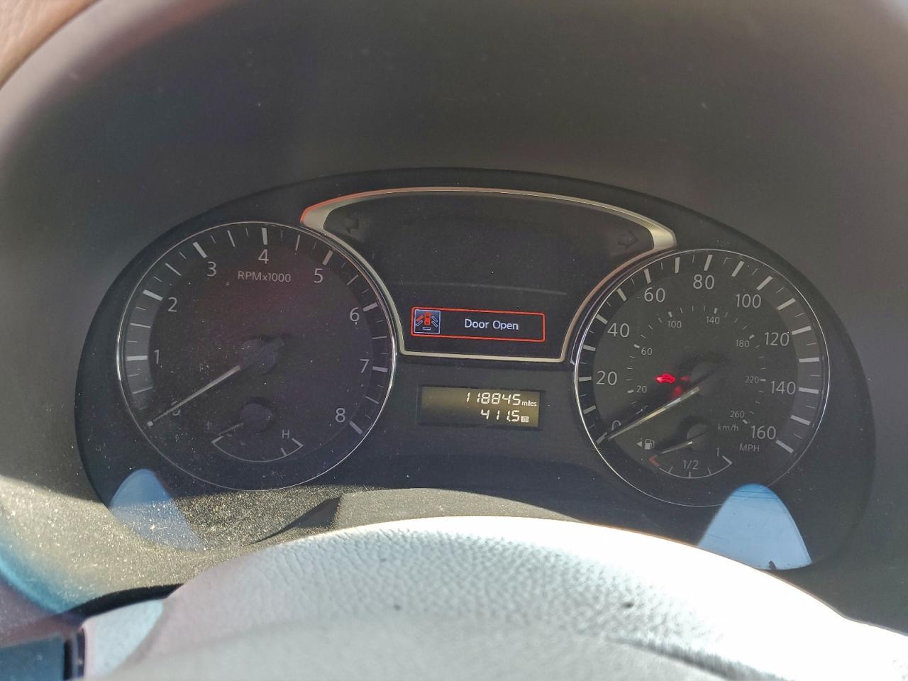 Nissan Altima 2.5 Image 8