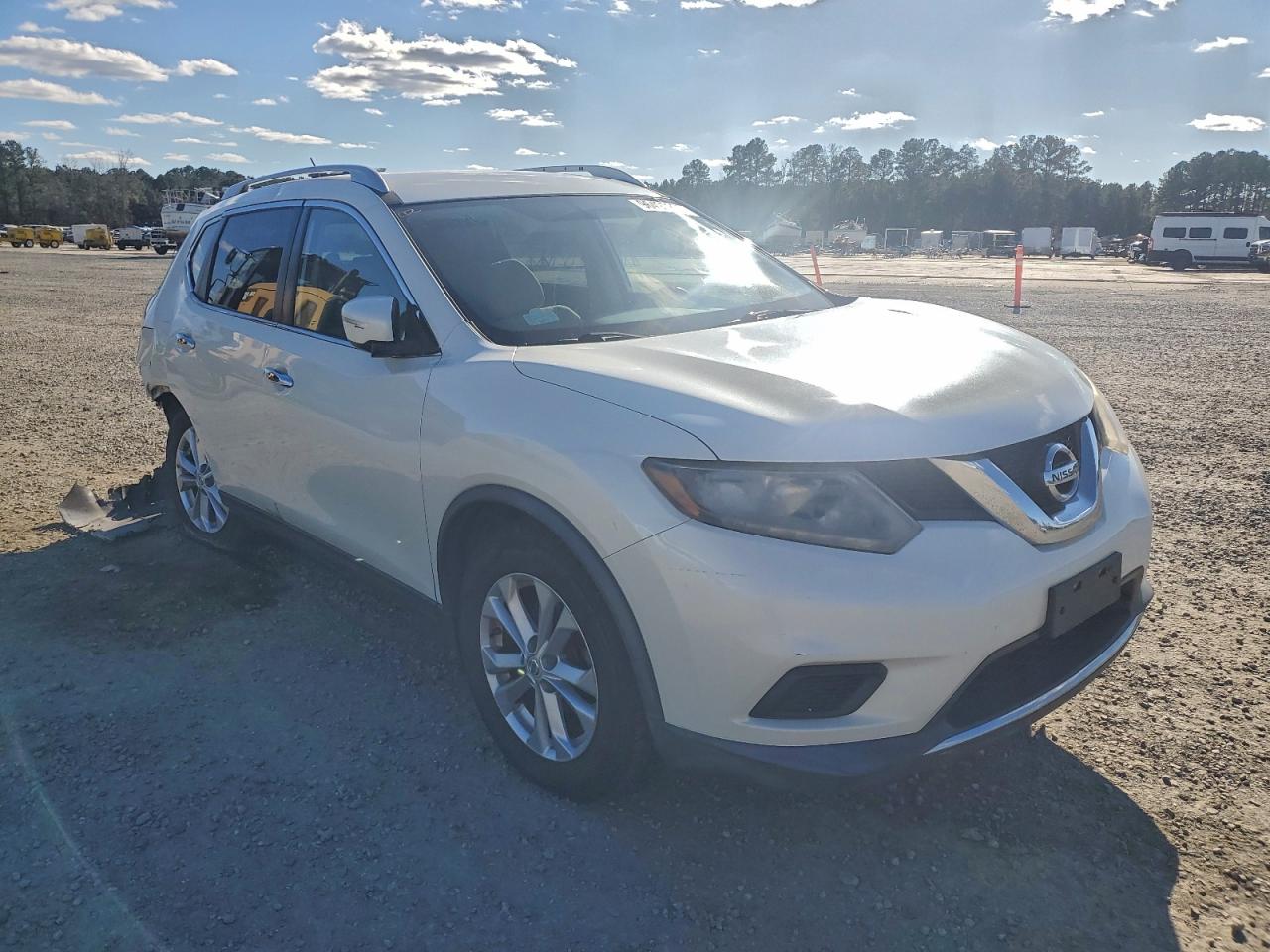 Nissan Rogue S Image 7