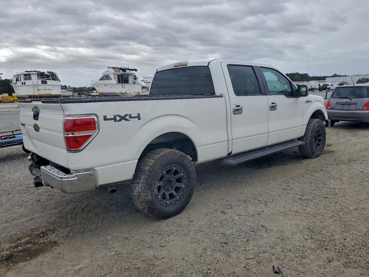 Ford F-150 Supercrew Image 3
