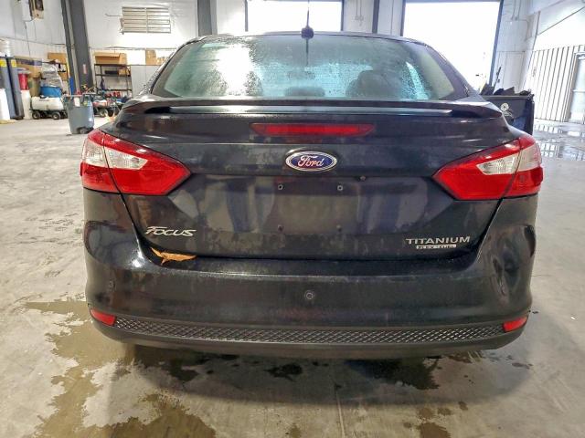 Ford Focus Titanium Image 12