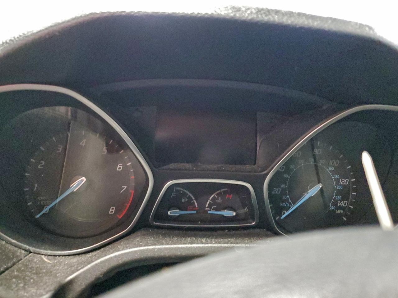 Ford Focus Titanium Image 9