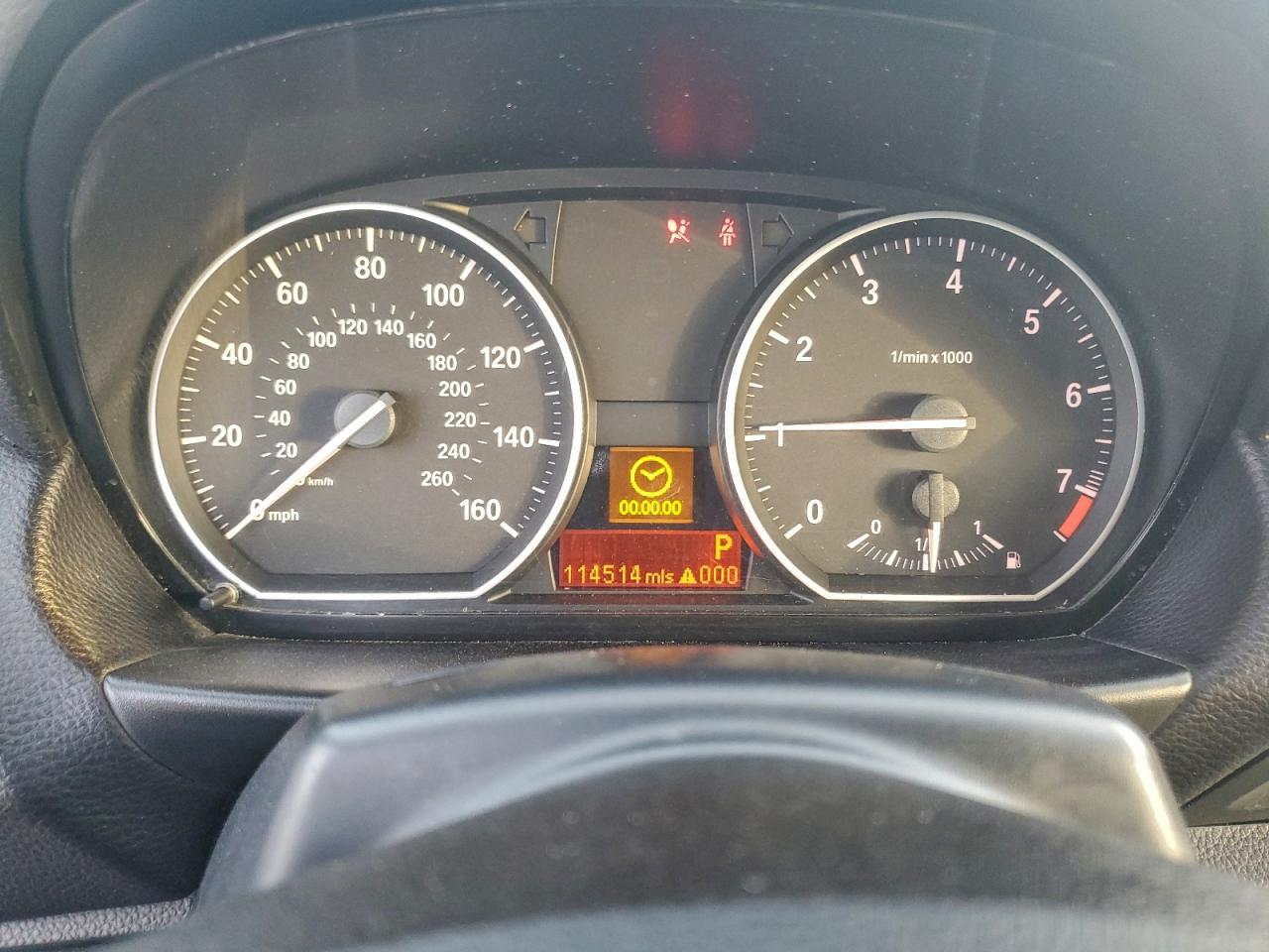 BMW 1 Series I Image 8