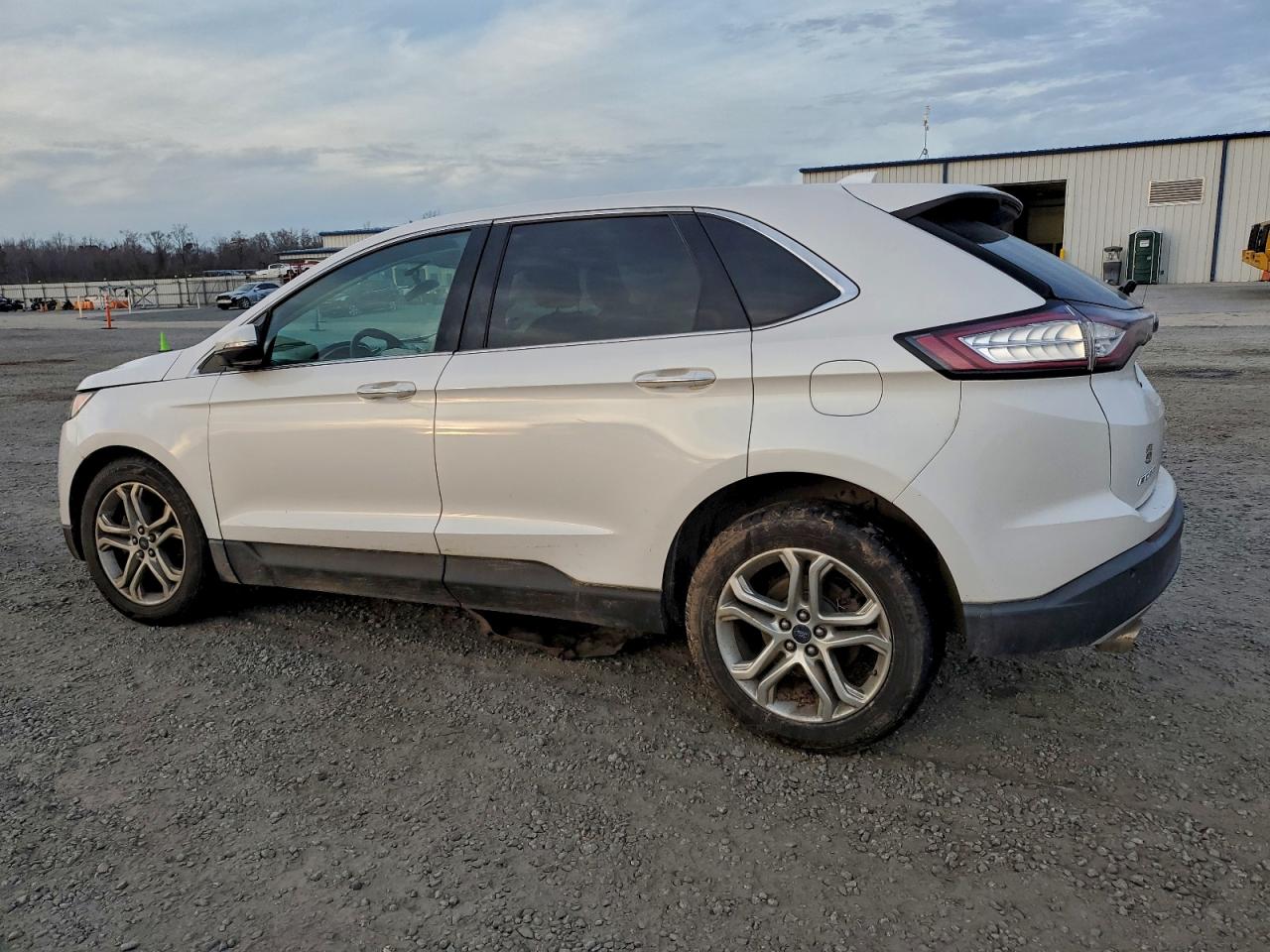 Ford Edge Titanium Image 6