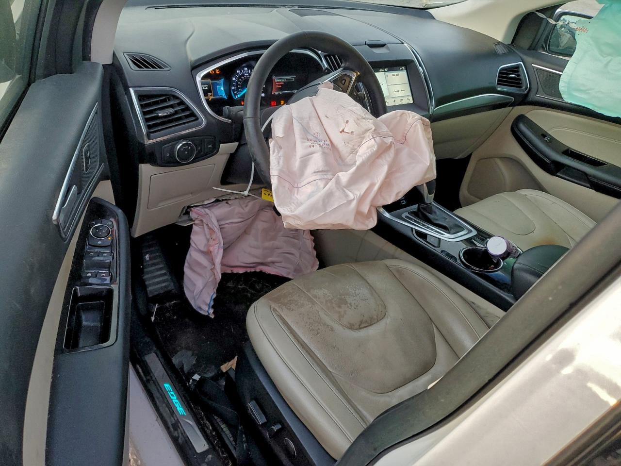 Ford Edge Titanium Image 7