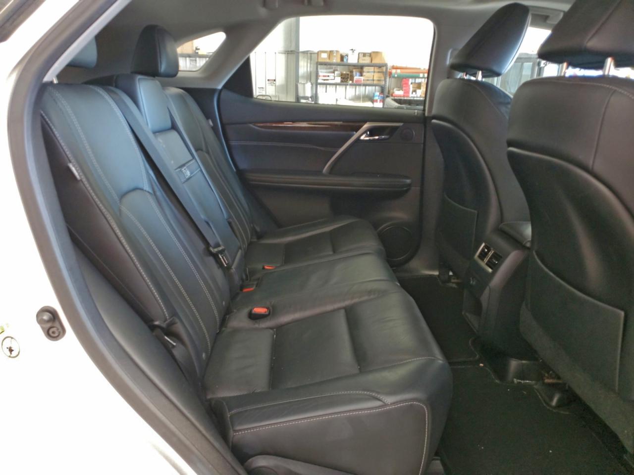 Lexus RX 350 Base Image 4