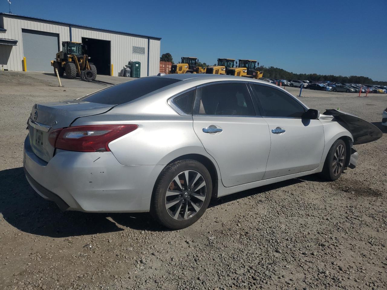 Nissan Altima 2.5 Image 3