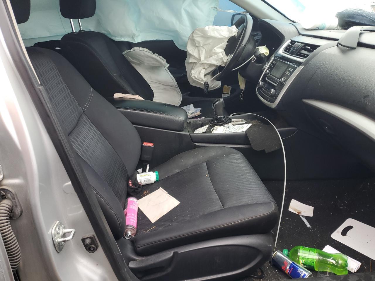 Nissan Altima 2.5 Image 6