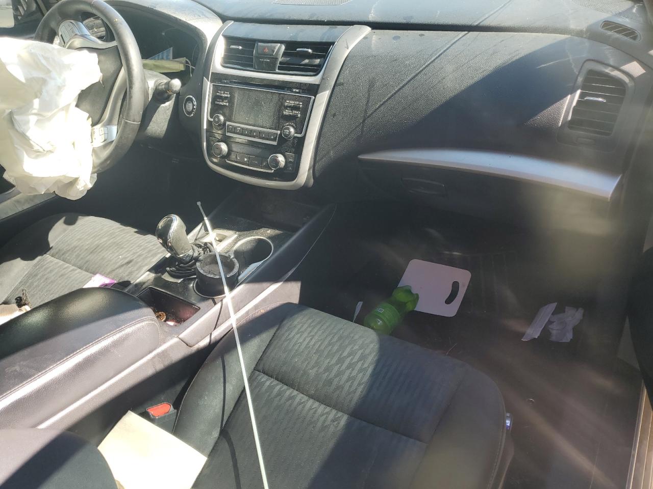 Nissan Altima 2.5 Image 12