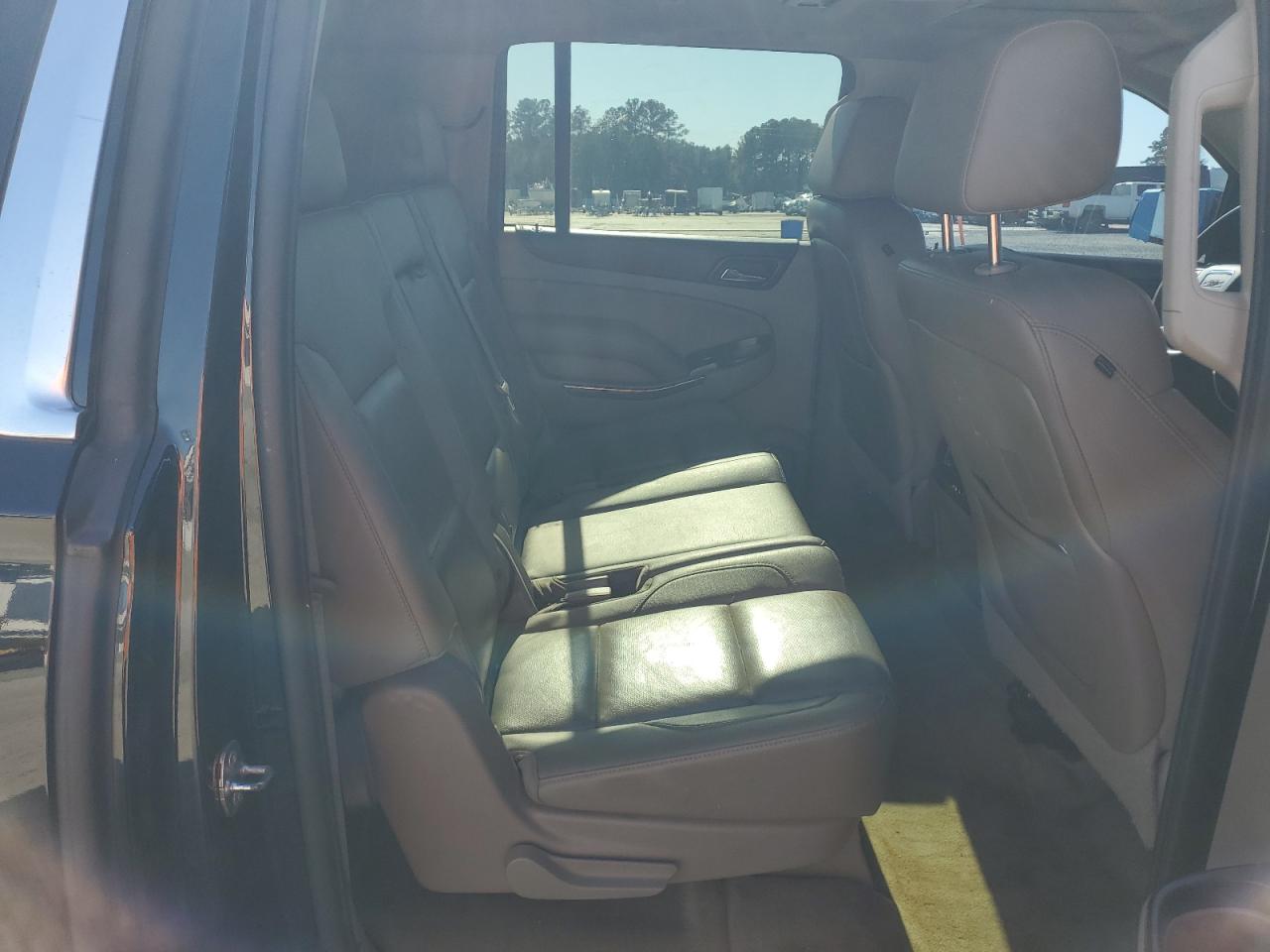 GMC Yukon K1500 Slt Image 9