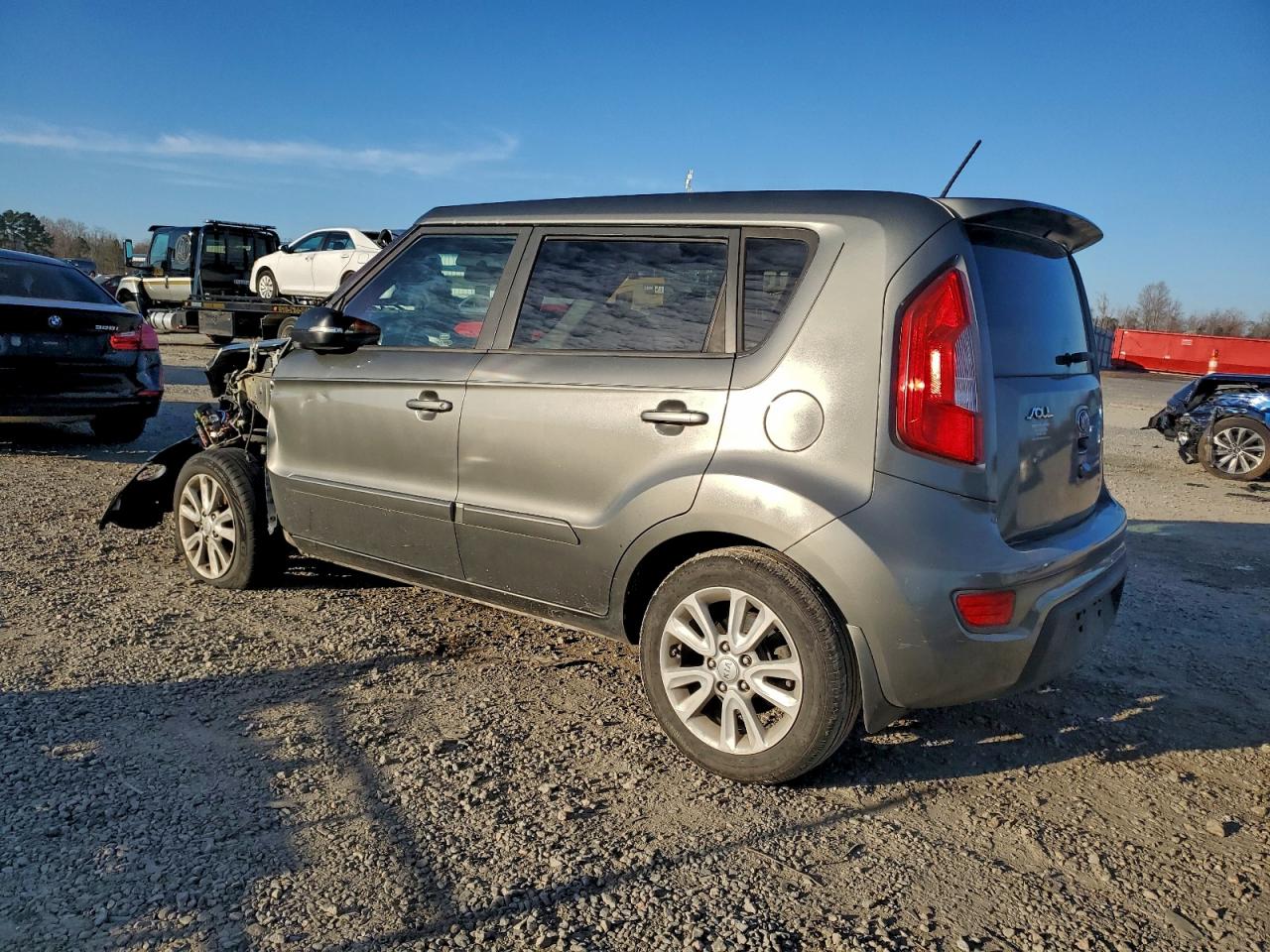 Kia Soul + Image 9