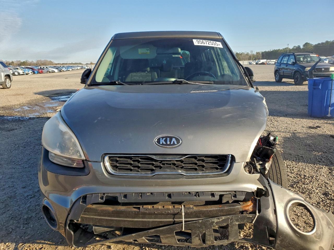 Kia Soul + Image 8