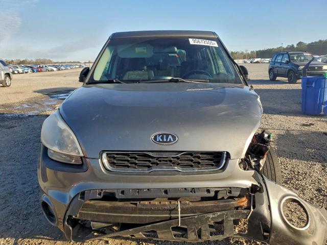 Kia Soul + Image 8