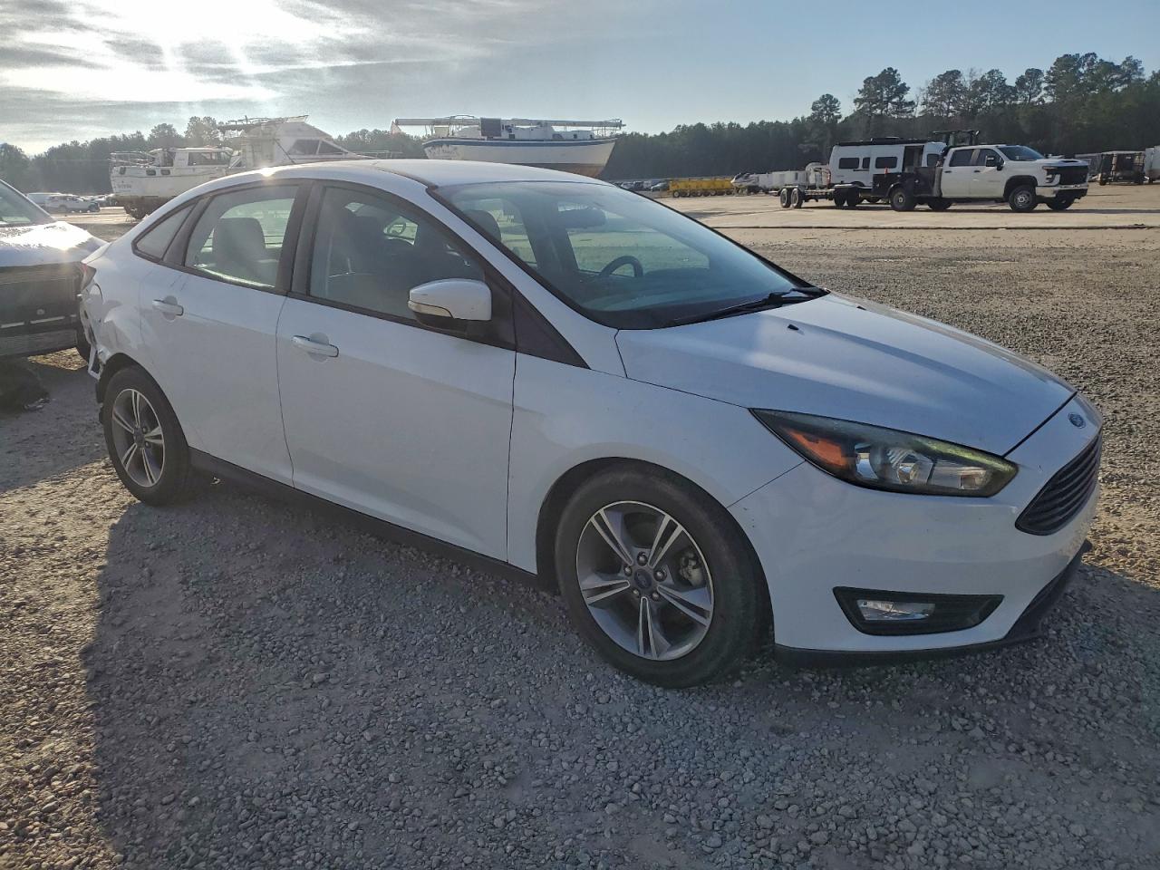 Ford Focus Se Image 4