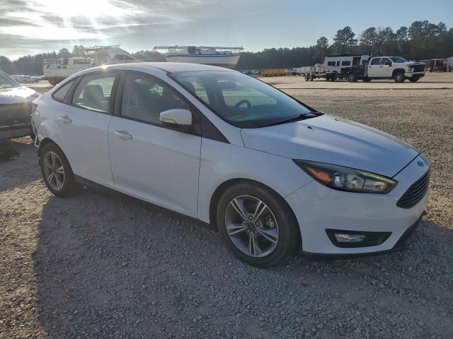 Ford Focus Se Image 4