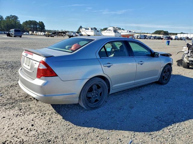 Ford Fusion Se Image 8