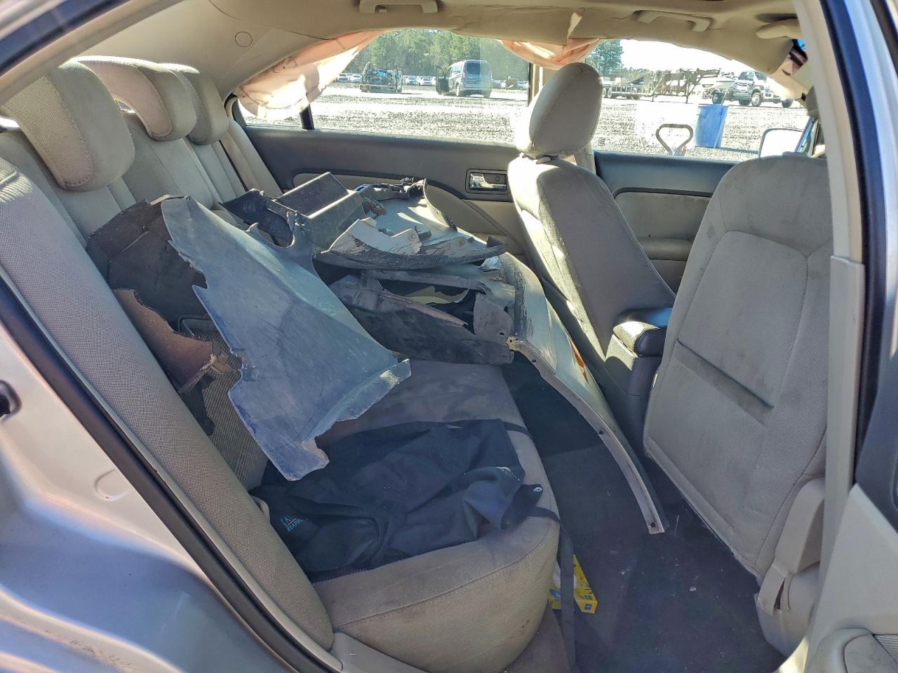 Ford Fusion Se Image 4